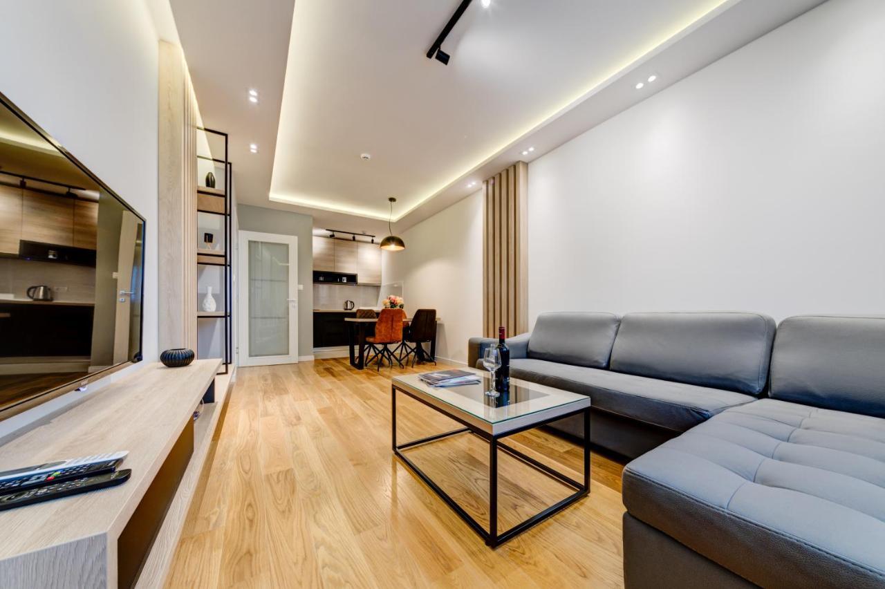 Apart Compliment Podgorica Ngoại thất bức ảnh